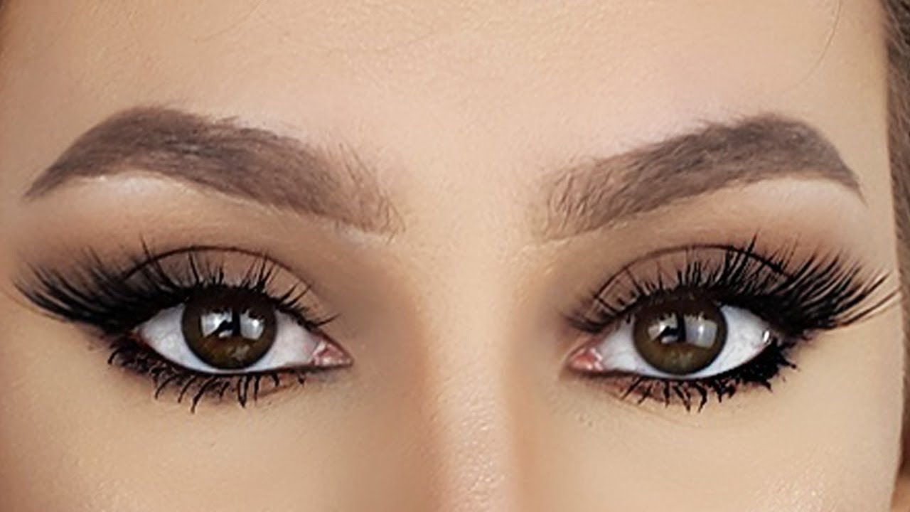 Με αυτό το trick θα κάνετε πανεύκολα το τέλειο smokey μακιγιάζ ματιών