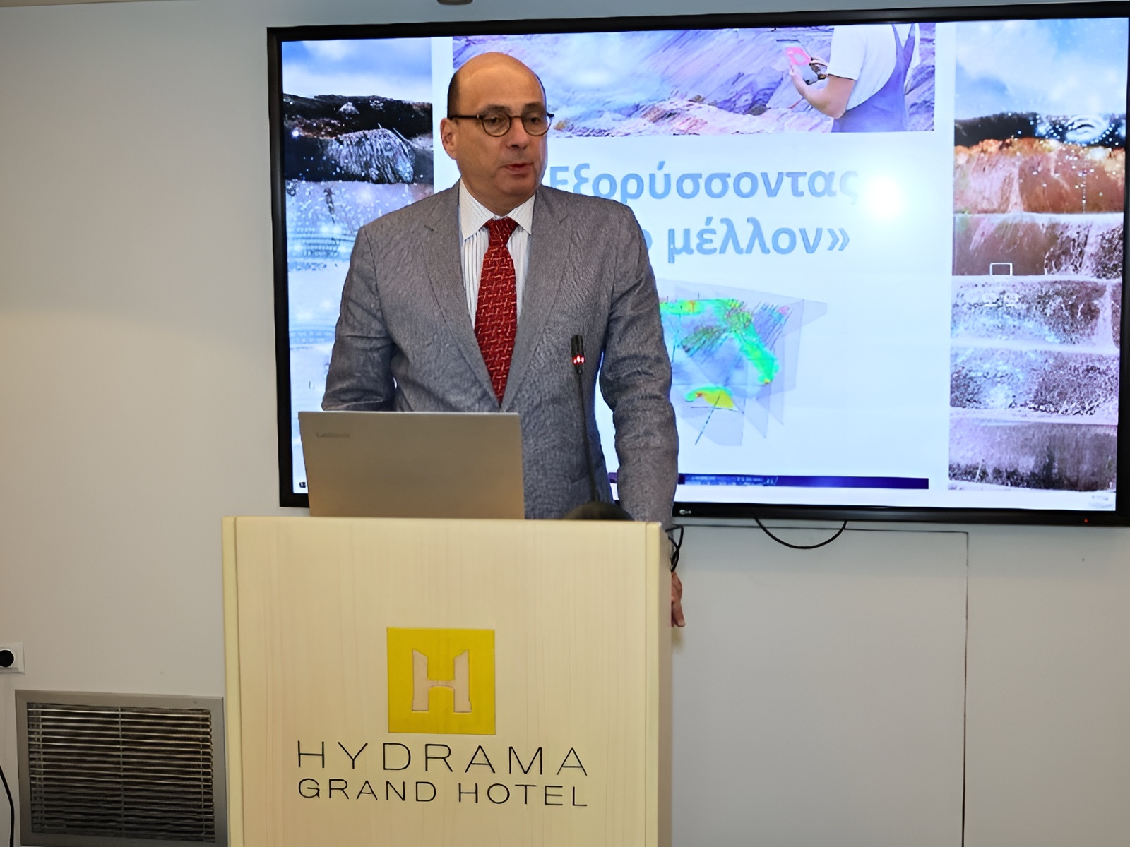 Κ. Γιαζιτζόγλου στην Karfitsa: «Όσες επιχειρήσεις δεν προσαρμοστούν στα δεδομένα του ψηφιακού μετασχηματισμού, θα εξαφανιστούν»