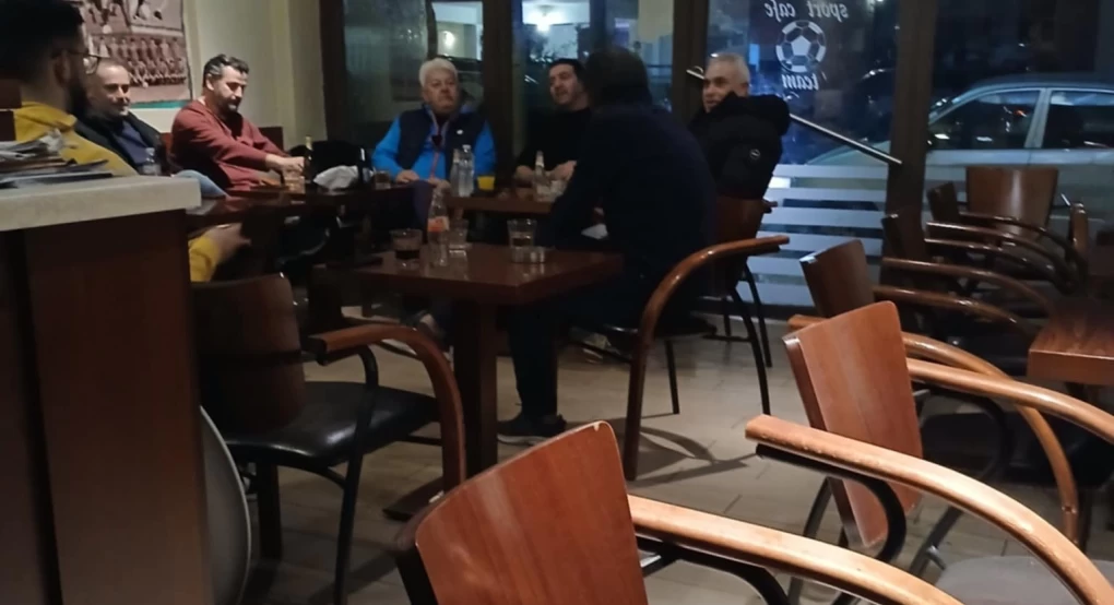 Γιαννιτσά: “Σφύριξε τη λήξη” ιστορικό “ασπρόμαυρο” καφέ της πόλης (ΦΩΤΟ)