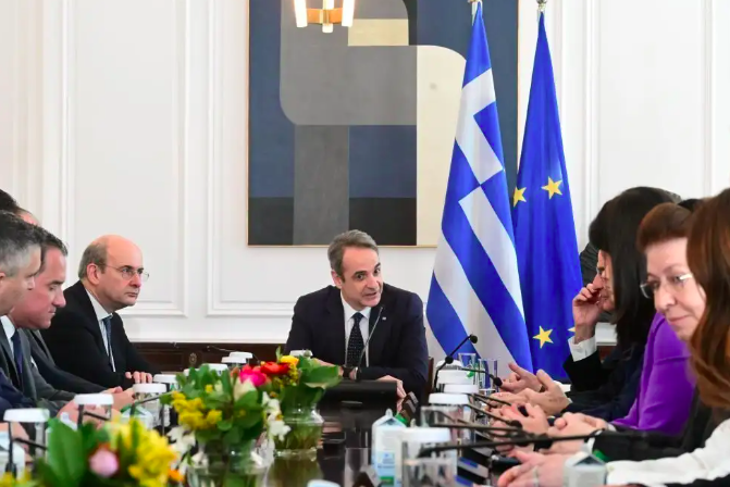 Κυρ. Μητσοτάκης στο υπουργικό: Θα επιβλέπω προσωπικά ορισμένες δράσεις – Θέλω χειροπιαστά αποτελέσματα (Video)