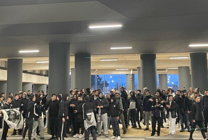 Ντελίριο για τον ΠΑΟΚ στο αεροδρόμιο Μακεδονία: Πανδαιμόνιο στην άφιξη των θριαμβευτών της Γαλλίας (VIDEO)