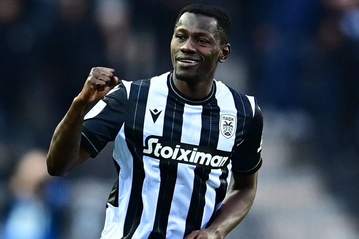 ΠΑΟΚ: Το έριξε στο τραγούδι ο Καμαρά (Video)