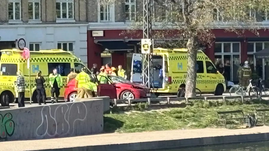 Δανία: Αυτοκίνητο έπεσε πάνω σε πεζούς στο κέντρο της Κοπεγχάγης – 5 τραυματίες