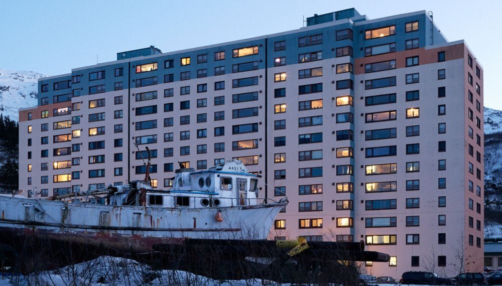 Πώς μία ολόκληρη πόλη βρίσκεται σε... ένα κτίριο