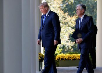 Τραμπ - Πάουελ