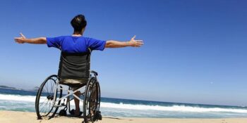 «Respect» στην προσβασιμότητα: Καμπάνια ευαισθητοποίησης στη Θεσσαλονίκη για τα δικαιώματα των ΑμεΑ