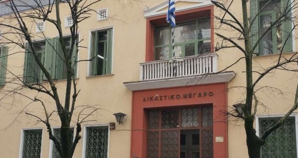 Σέρρες – Δίκη για τον 11χρονο μαθητή: «Αν δεν γινόταν η επέμβαση θα χάναμε το γιο μας», λέει ο πατέρας παιδιού που τραυματίσθηκε