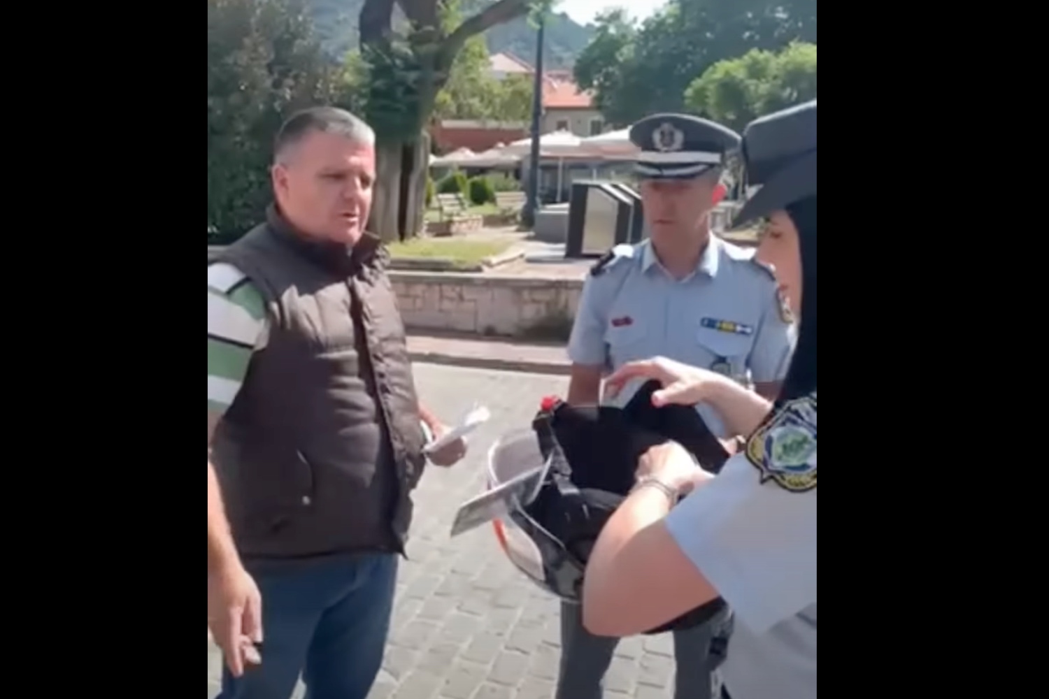 Πρωτοβουλία της Τροχαίας Ναυπάκτου:  Μοίρασε δωρεάν κράνη (Video)