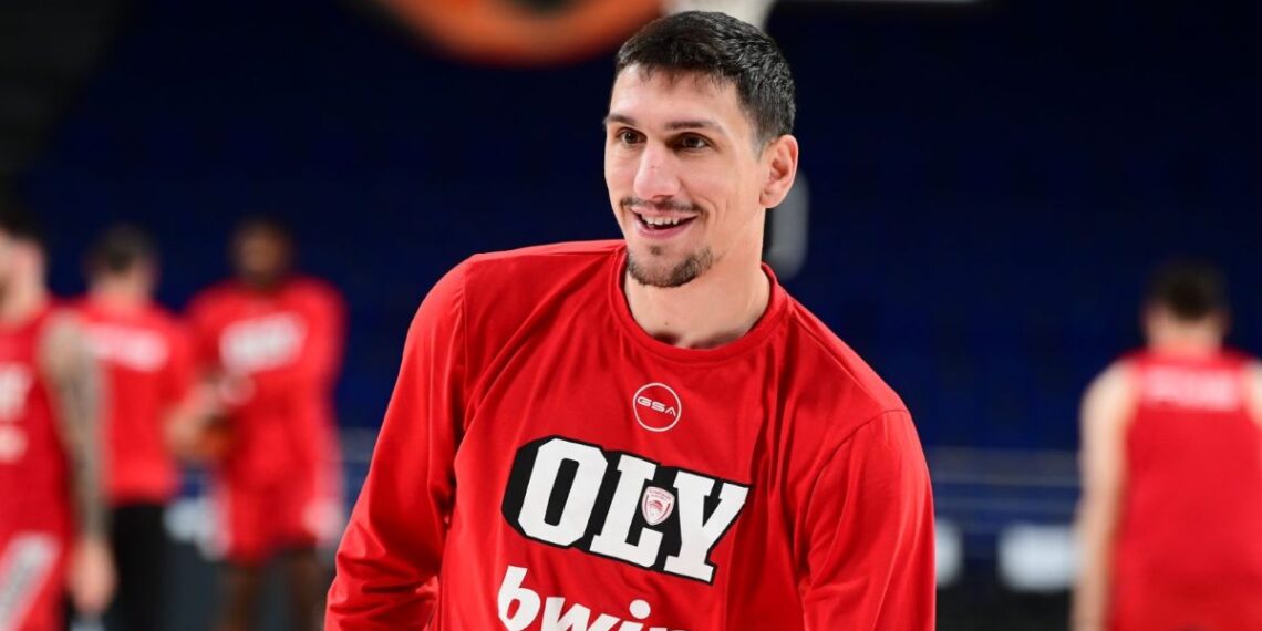 Λαρεντζάκης: «Έτοιμοι να κατακτήσουμε τη Euroleague»