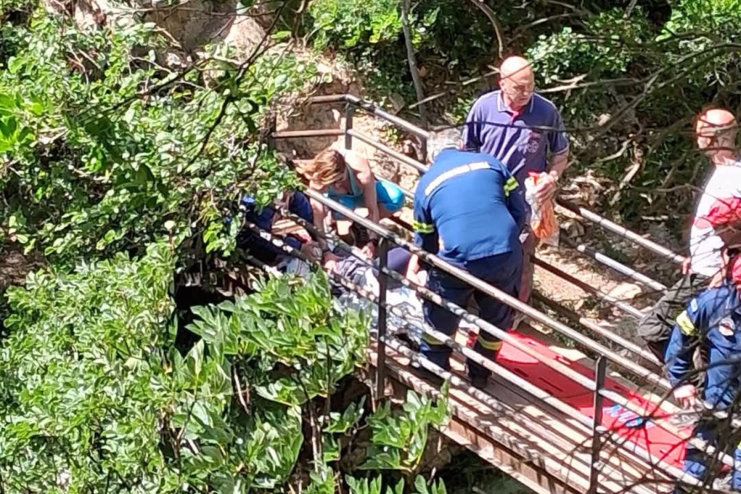 «Το παιδί έπεσε από 25 μέτρα…» – Συγκλονίζει η μαρτυρία για την τραγωδία στο φαράγγι της Νέδας