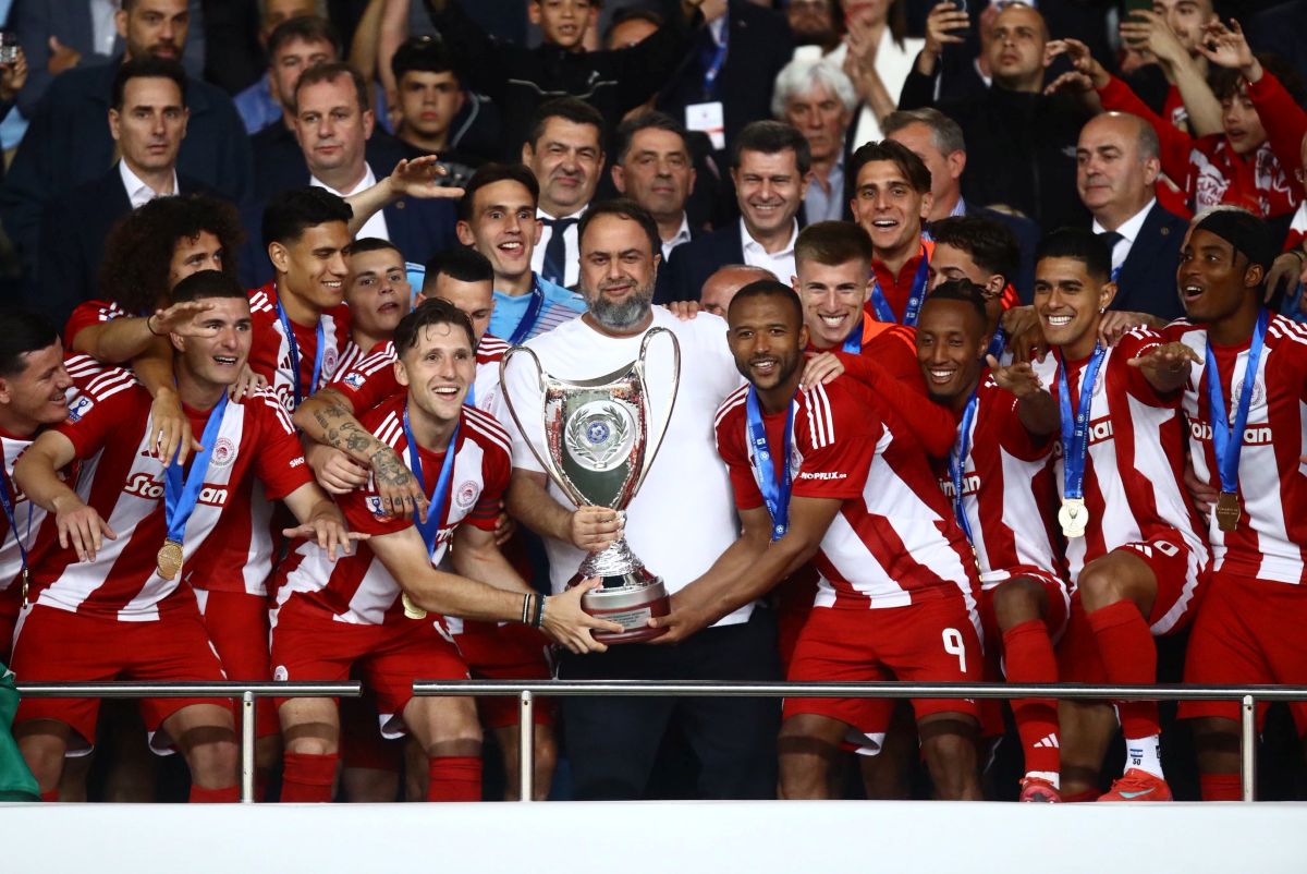 Κυπελλούχος Ελλάδας ο Ολυμπιακός: Νταμπλούχος στα 100 χρόνια από την ίδρυση του