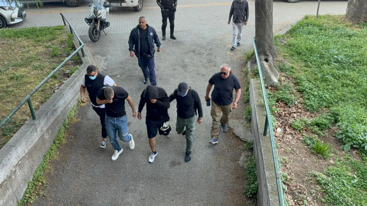 Κακουργηματική δίωξη στους συλληφθέντες της εθνικιστής οργάνωσης στη Θεσσαλονίκη – Η οργάνωση και η στρατολόγηση ανηλίκων