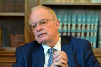 Τασούλας για τον Πέτρο Μολυβιάτη: «Αφήνει ένα σπάνιο παράδειγμα υψηλού ήθους και σεμνού πατριωτισμού»