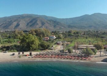 Βόλος: Καθαρά τα νερά σε όλες τις πολυσύχναστες ακτές