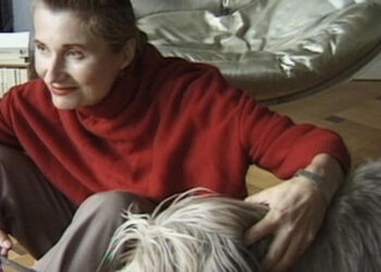 Η νομπελίστρια Ελφρίντε Γέλινεκ