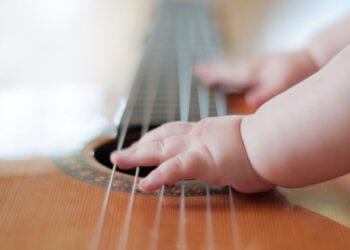 Μωρά - Μουσική