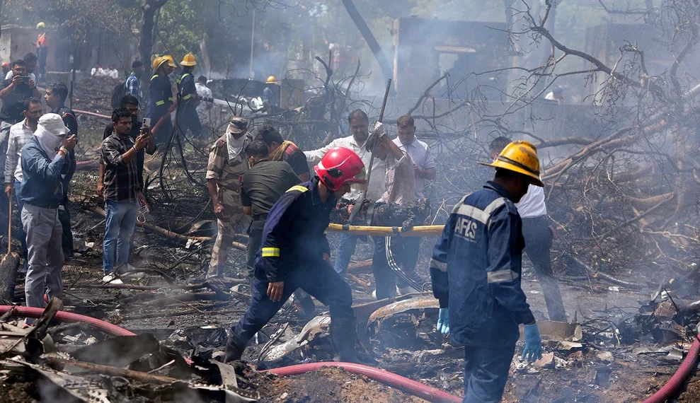 Πάνω από 200 οι νεκροί στο αεροπορικό δυστύχημα στην Ινδία