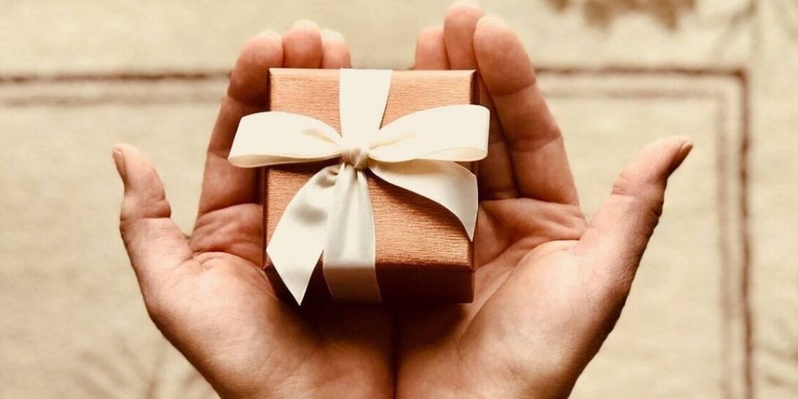 Ποιοι γιορτάζουν σήμερα, 21 Ιουνίου