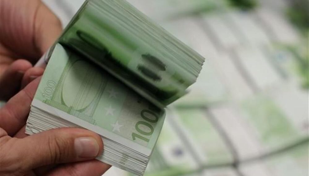 Βόρεια Ελλάδα: Δέσμευση περιουσιακών στοιχείων συμβούλου σχολικών επιτροπών