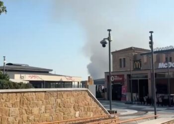 Θεσσαλονίκη: Φωτιά στον οικισμό Τσαΐρια στη Περαία (Video)