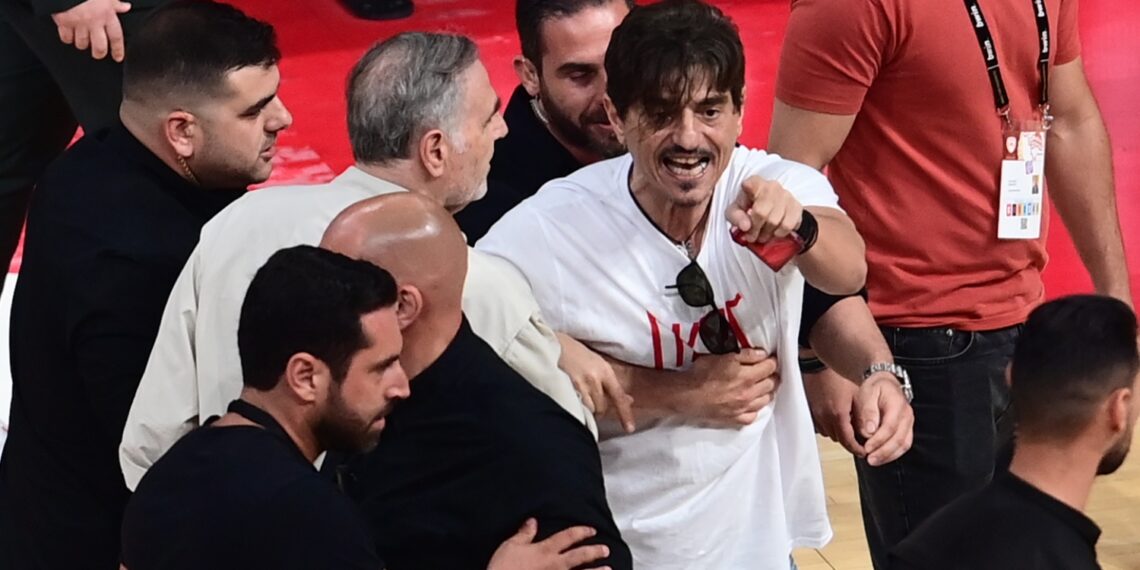 Τελεσίγραφο Βρούτση στους ιδιοκτήτες των ΚΑΕ: «Το πρωτάθλημα διακόπτεται οριστικά αν δεν εμφανιστούν στο γραφείο μου»