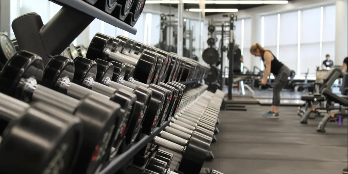 Λάρισα: Μάχη για τη ζωή της δίνει 18χρονη – Κατέρρευσε ξαφνικά σε γυμναστήριο