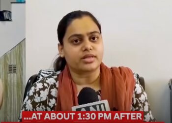 Την έσωσε το μποτιλιάρισμα –  Γλίτωσε για 10 λεπτά από την πτήση θανάτου της Air India (Video)