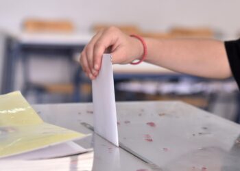 δημοσκόπηση