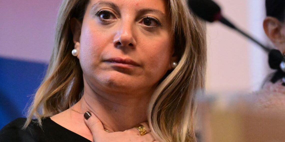 Πυρά της Καρυστιανού στην αντιπολίτευση μετά την ψηφοφορία για τα Τέμπη