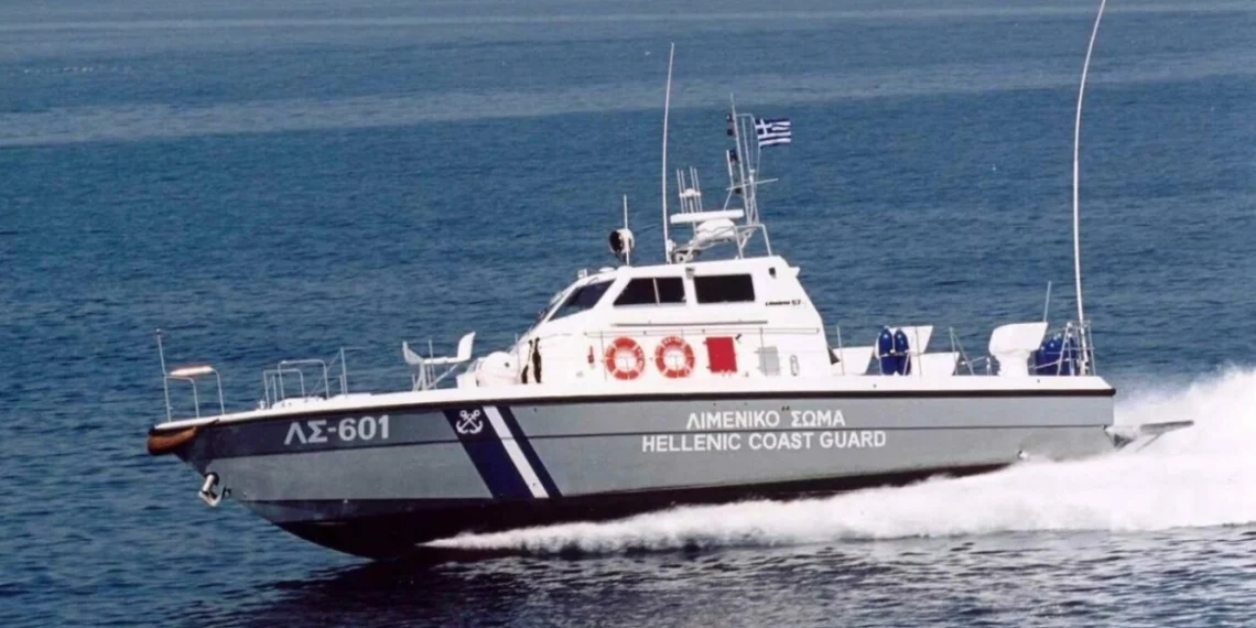 Φωτιά σε θαλαμηγό στο Πόρτο Χέλι!