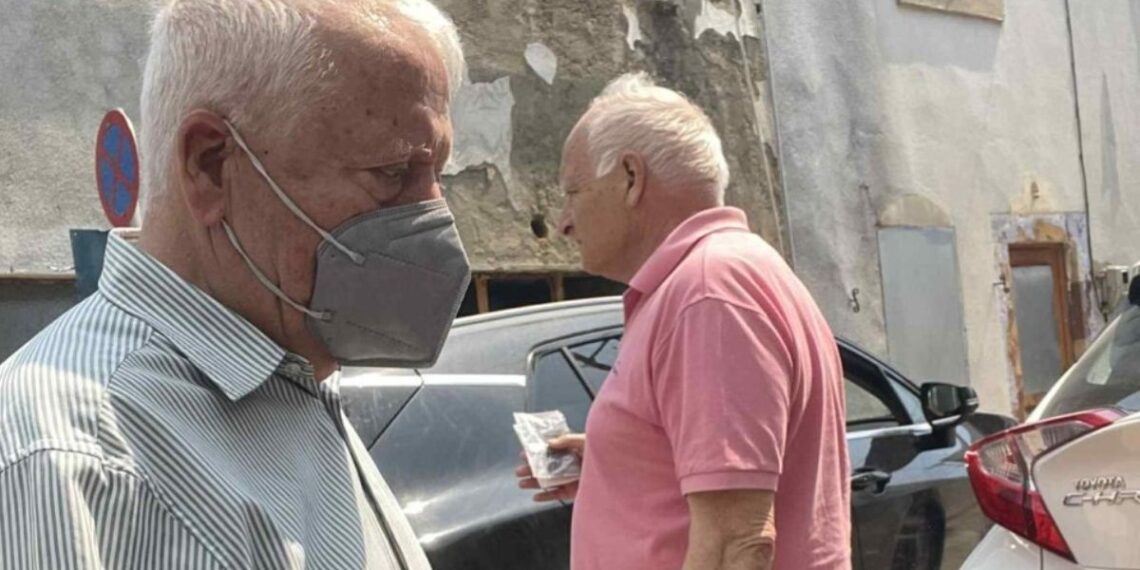 Στα πύρινα μέτωπα στη Χίο, ο Περιφερειάρχης, Κώστας Μουτζούρης (video)