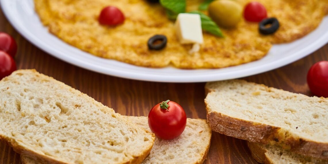 Ομελέτα: Όταν η απλότητα γίνεται καλοκαιρινή απόλαυση – 4 εύκολες συνταγές