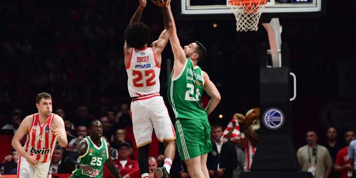 Στέψη Ολυμπιακού, ή, σάλπισμα αντεπίθεσης από τον Παναθηναϊκό;