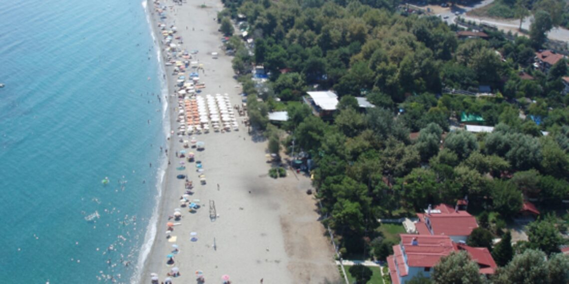 Αγωνία για αγνοούμενο κολυμβητή στον Παντελεήμονα Πιερίας