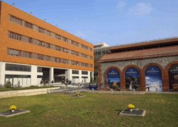 Οι «γαλάζιοι» μνηστήρες της Περιφέρειας Κεντρικής Μακεδονίας