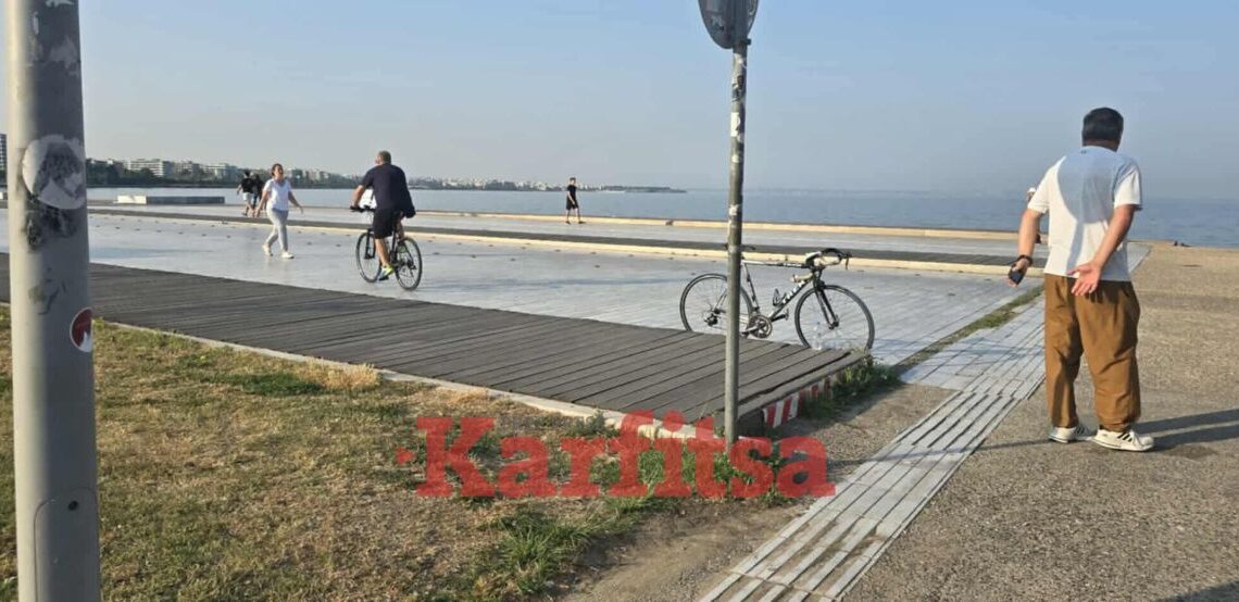 Σύγκρουση ποδηλάτων στην παραλία Θεσσαλονίκης (ΦΩΤΟ)