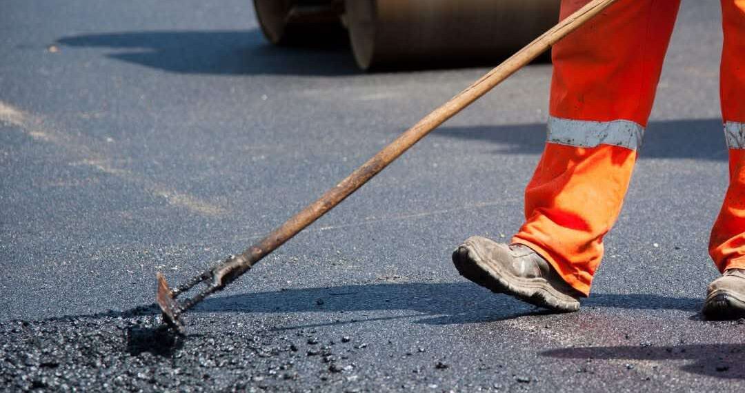 Πάνω από 4.600 παρεμβάσεις οδοποιίας και σήμανσης από τα συνεργεία του Δήμου Θεσσαλονίκης