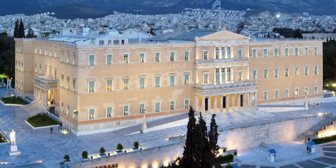 Κατατέθηκε στη Βουλή το νομοσχέδιο για την προστασία των ανηλίκων