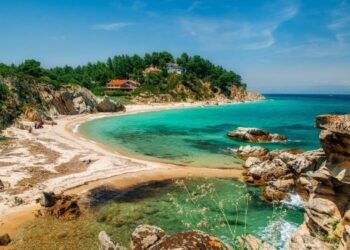 7 στις 10 τουριστικές επιχειρήσεις στη Χαλκιδική αντιμετωπίζουν προβλήματα εύρεσης προσωπικού