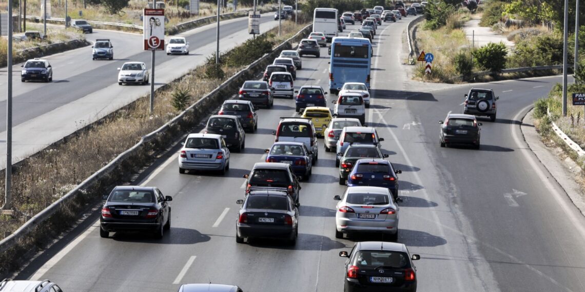 Ξεκίνησε η επιστροφή των εκδρομέων του τριημέρου από τη Χαλκιδική (Video)