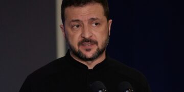 Ζελένσκι: Χτυπήσαμε ρωσικές βάσεις με 117 drones – Το αρχηγείο μας ήταν δίπλα στην κρατική ασφάλεια της Ρωσίας