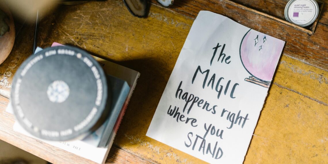 Έρωτας στα ύψη: Τα 3 ζώδια που θα ζήσουν ένα καλοκαίρι βγαλμένο από ρομαντική ταινία