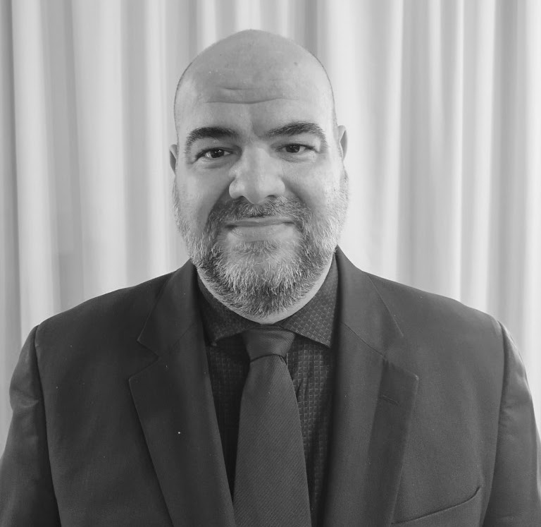 Ο Σπύρος Γκούγκας εκπαιδευτικός τουριστικής εκπαίδευσης