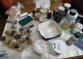 Θεσσαλονίκη: 81χρονος εκτόξευε ρουκέτες σε πολυκατοικία –  Τι εντοπίστηκε σπίτι του