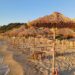 Άπλωσε… ολόκληρο beach bar χωρίς άδεια στην Άφυτο – 300 ομπρέλες και 693 ξαπλώστρες!