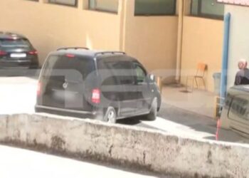 Π. Φάληρο: Καρέ-καρέ τα δύο βίντεο που εξετάζουν οι Αρχές για τον πνιγμό της τρίχρονης