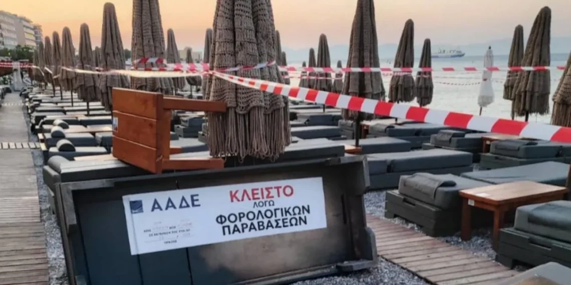 Έφοδοι της ΑΑΔΕ σε ξενοδοχεία, ταβέρνες και παραλίες