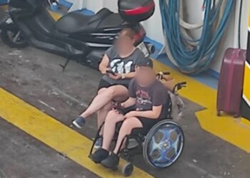 Παιδί ΑμεΑ ταξίδεψε σε γκαράζ ferry boat από Θάσο εν μέσω καύσωνα!