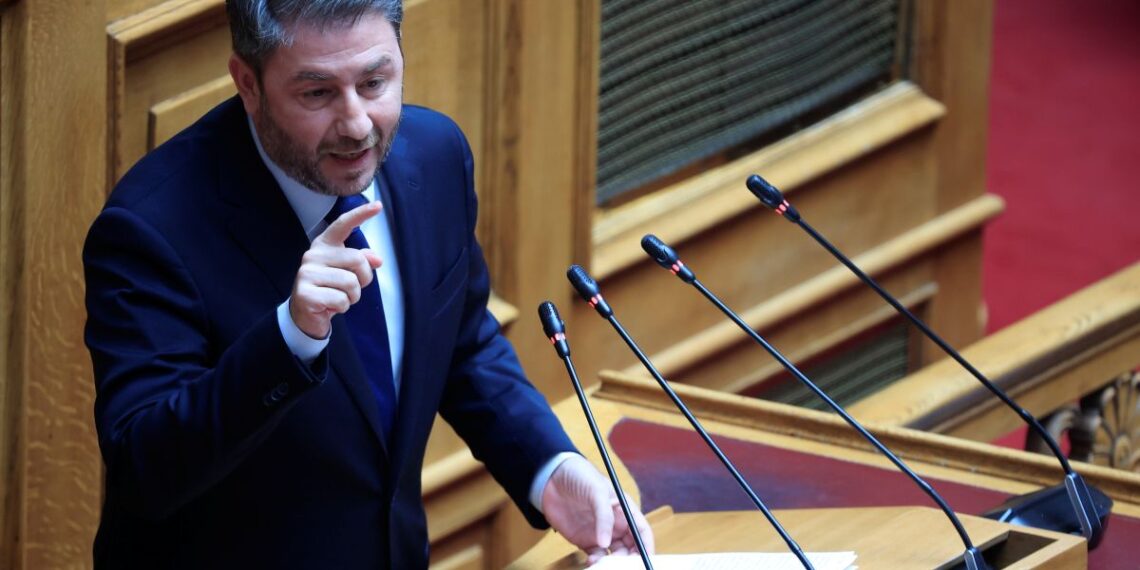 «Βόμβα» Ανδρουλάκη: «Αν η ΝΔ αποχωρήσει, αποσύρουμε την πρόταση προκαταρκτικής»