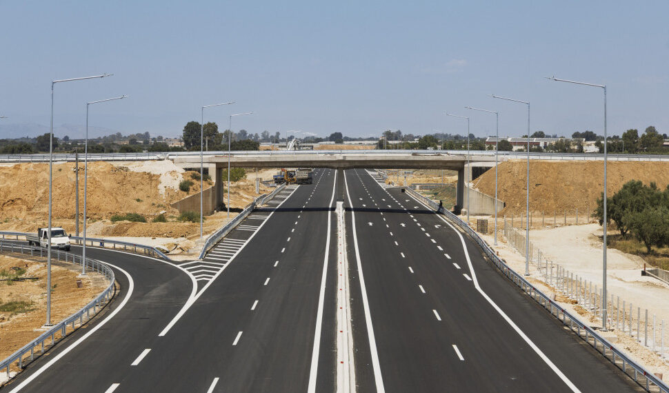 Αθήνα – Πύργος σε 2 ώρες και 45 λεπτά – Εγκαινιάζεται από τον K. Μητσοτάκη ο αυτοκινητόδρομος
